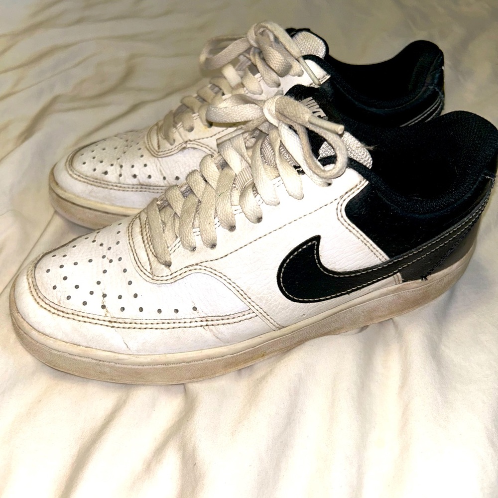 Nike Women’s Court Vision Low